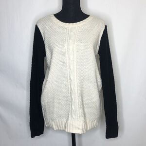 Forever 21 woman’s sweater